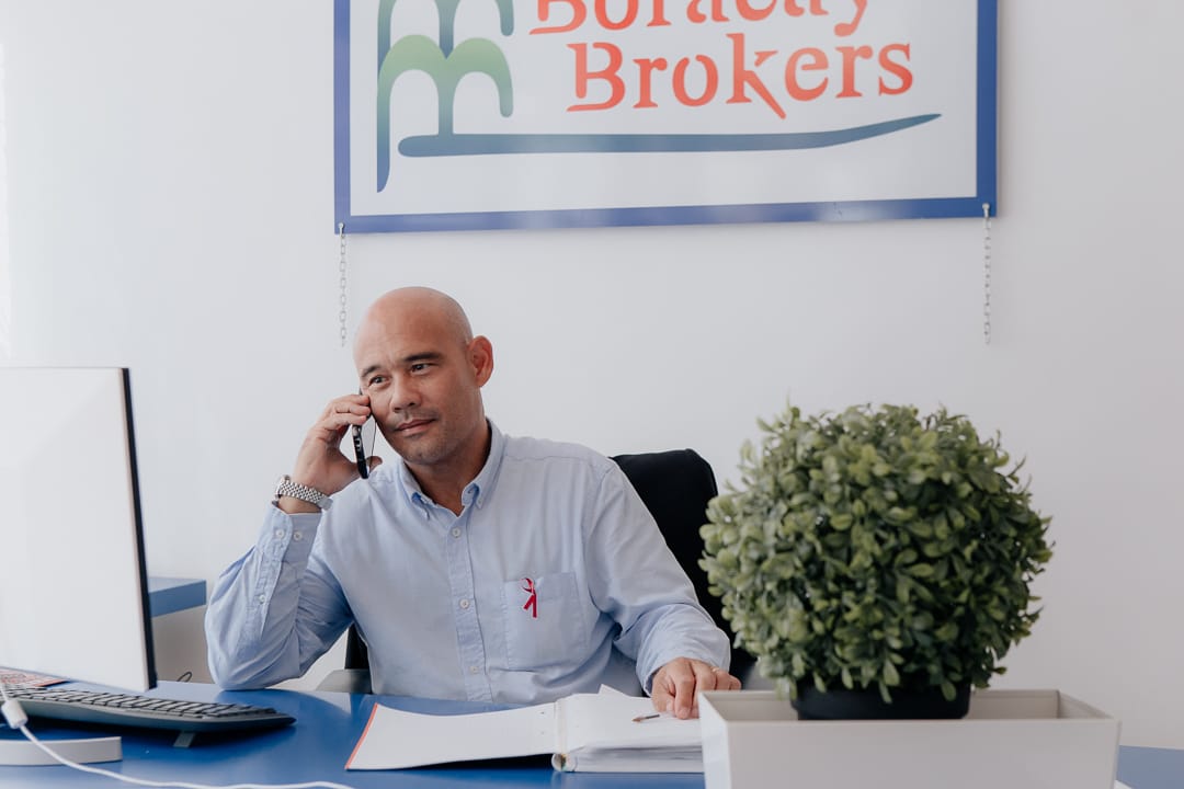 Sobre Boracay Brokers